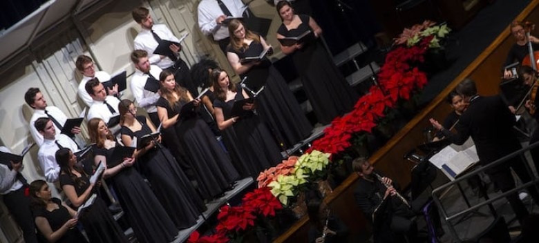 “Sparkling” Christmas Music Highlights Ceremony of Lessons and Carols
