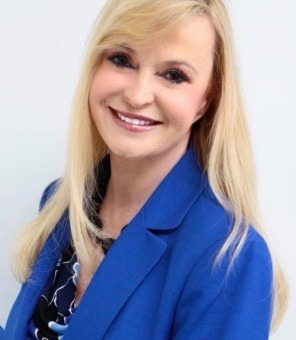 Sunny Alford Headshot