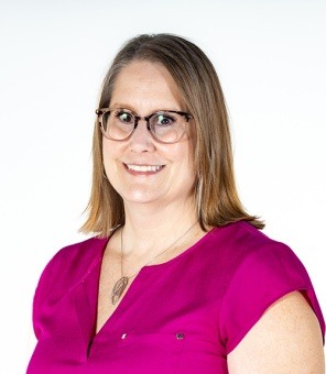 Jennifer Wessol headshot