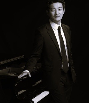 Hyunki Yoon headshot