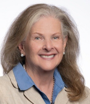 Linda Endecott headshot