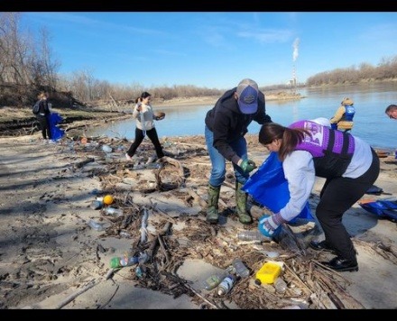 Missouri River Relief